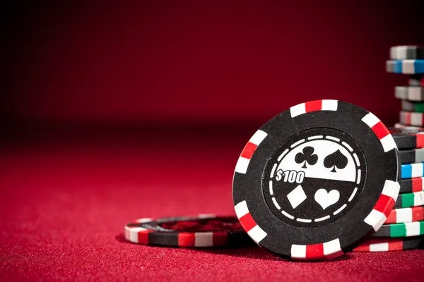 maniakslot bet slip and cash-out options during MMA fight